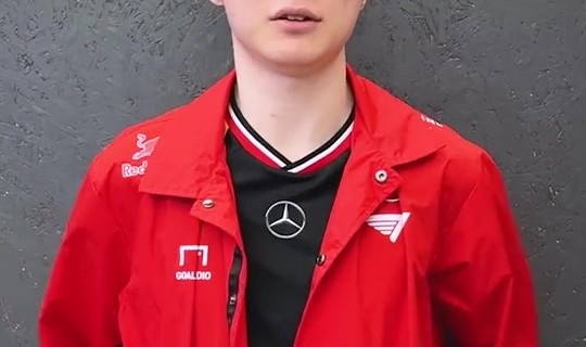 知道你走位好！Faker：玩好安蓓萨的秘诀是躲开技能然后打中别人